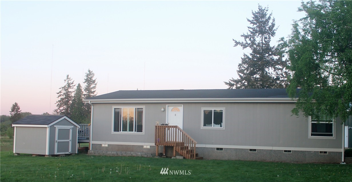 8585 Harborview Road, Unit 6 Blaine, WA 98230 - Photo 3 of 17 Gallery Image 3