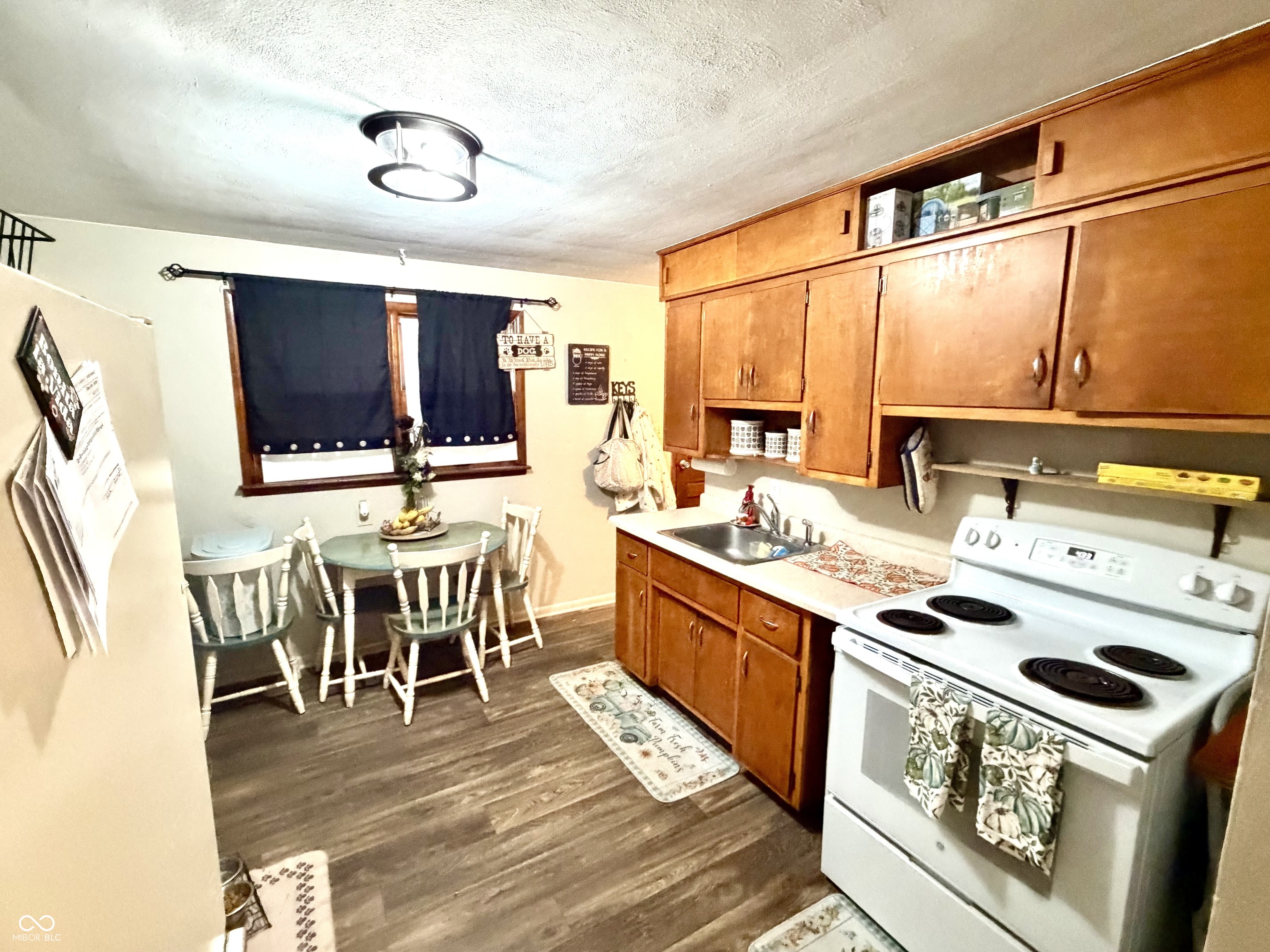 2208 East 5th Street Anderson, IN 46012 - Photo 4 of 16