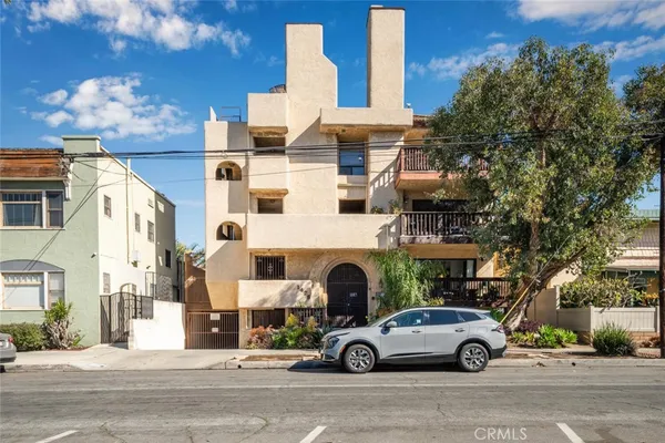 a view of a city that has lots of houses