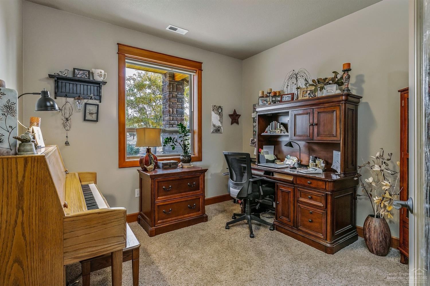 13490 Shumway Road Powell Butte, OR 97753 - Photo 11 of 25 Additional Photo