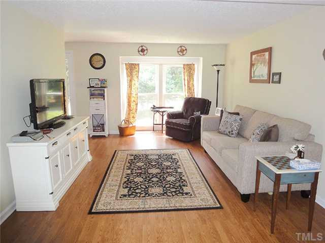 1004 Whetstone Court Raleigh, NC 27615 - Photo 8 of 24 Living room