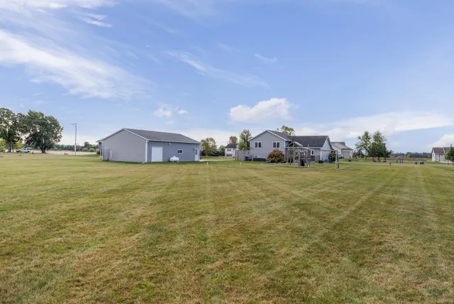 $510,000 | W2718 Fonda Lane, Belleville, WI 53508