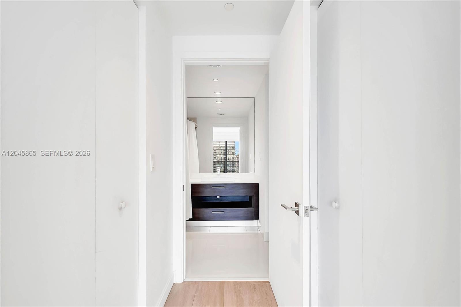 55 Southwest 9th Street, Unit 3104 Miami, FL 33130 - Photo 19 of 48