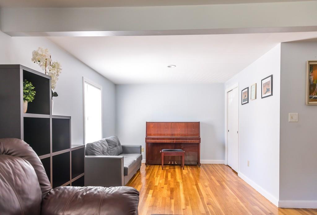 8 East Huckleberry Road Lynnfield, MA 01940 - Photo 15 of 40 Gallery Image 15