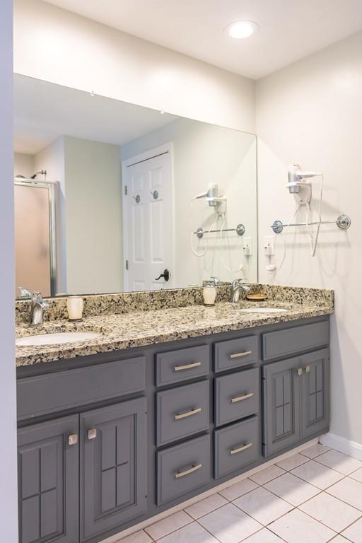 8 East Huckleberry Road Lynnfield, MA 01940 - Photo 30 of 40 Gallery Image 30