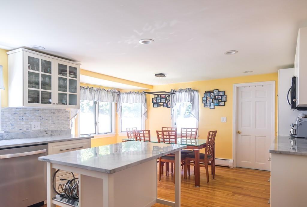 8 East Huckleberry Road Lynnfield, MA 01940 - Photo 7 of 40 Gallery Image 7