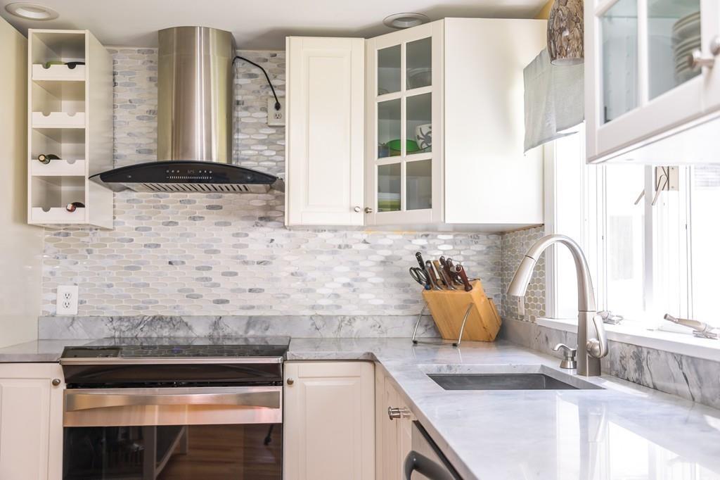 8 East Huckleberry Road Lynnfield, MA 01940 - Photo 10 of 40 Gallery Image 10