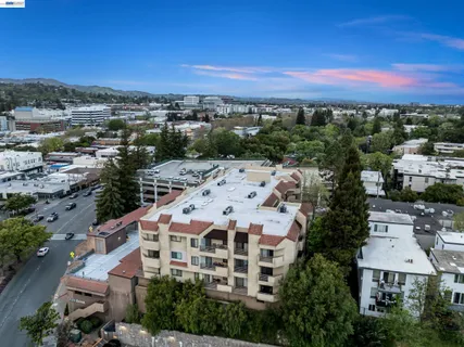 a car parked in front of a building