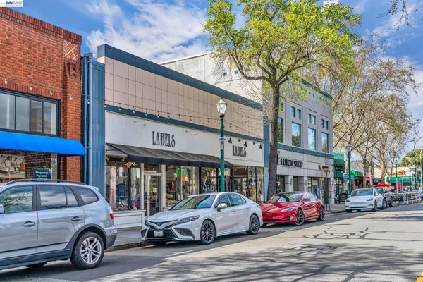 $755,000 | 1201 Alta Vista Drive, Unit 108, Walnut Creek, CA 94596