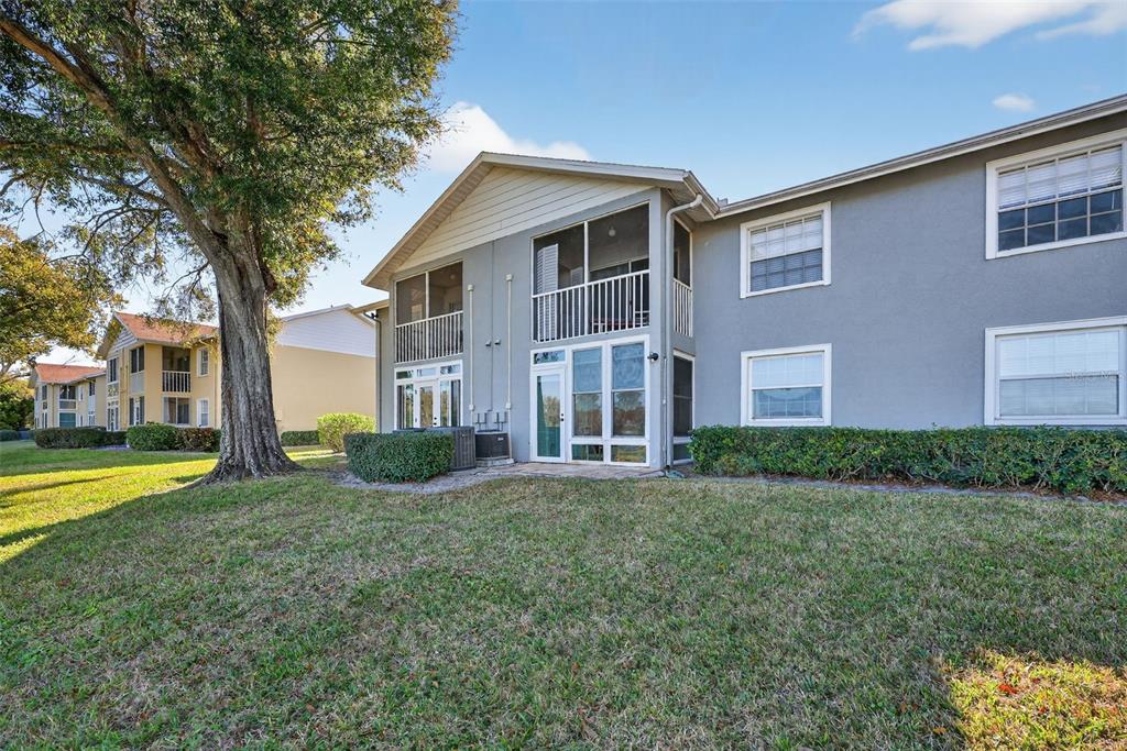 1438 Millstream Lane, Unit 105 Dunedin, FL 34698 - Photo 26 of 34