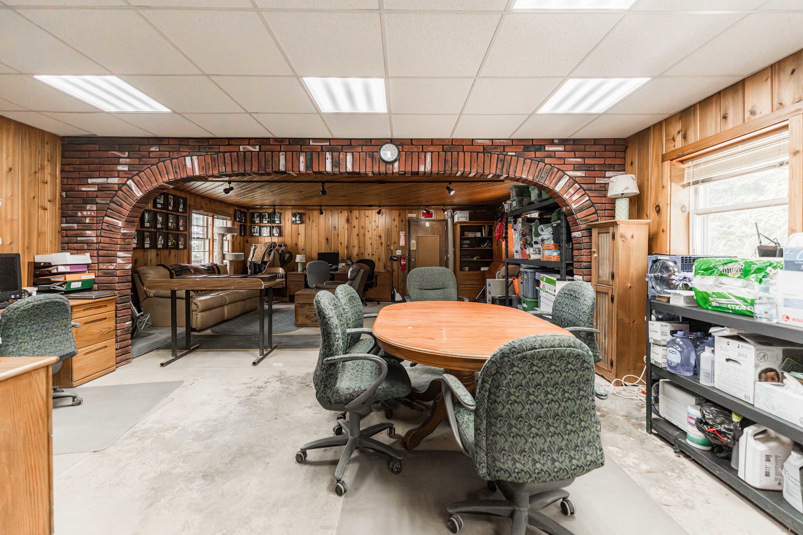 4N681 Munger Road Wayne, IL 60184 - Photo 23 of 67 a dining room with furniture and a window