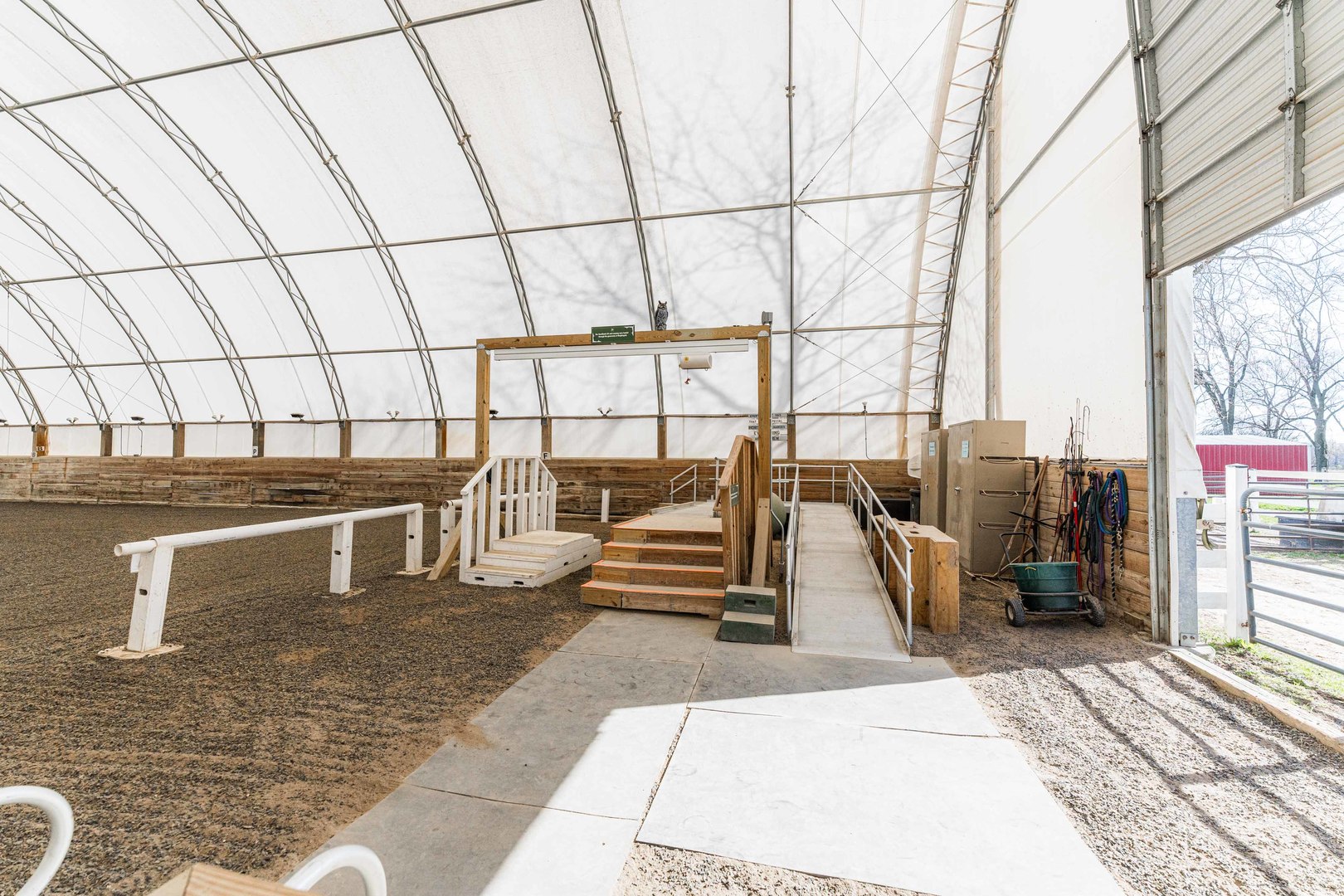 4N681 Munger Road Wayne, IL 60184 - Photo 54 of 67 a view of a terrace with seating space