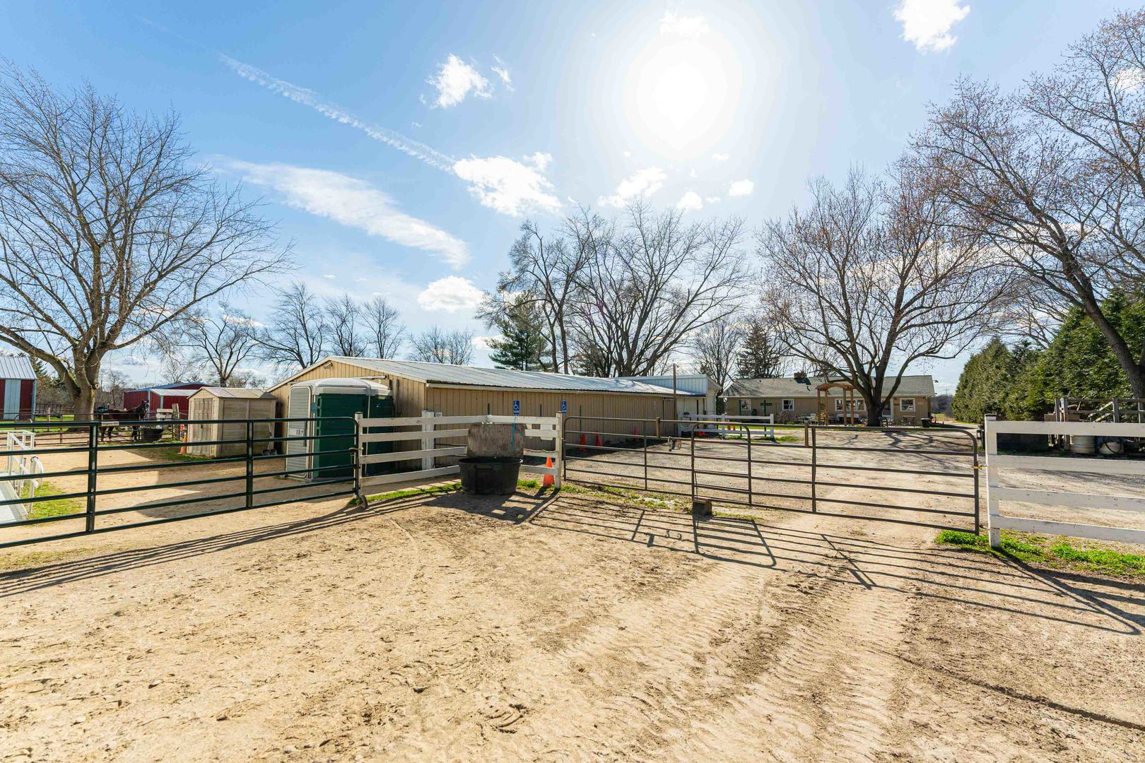 4N681 Munger Road Wayne, IL 60184 - Photo 58 of 67 a view of a terrace with trees