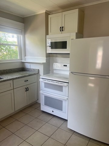 51 Copperfield Road Worcester, MA 01602 - Photo 16 of 33