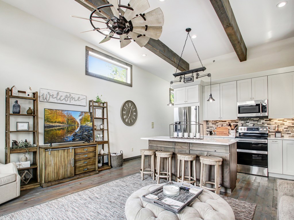 685 East Main Street Blue Ridge, GA 30513 - Photo 18 of 57