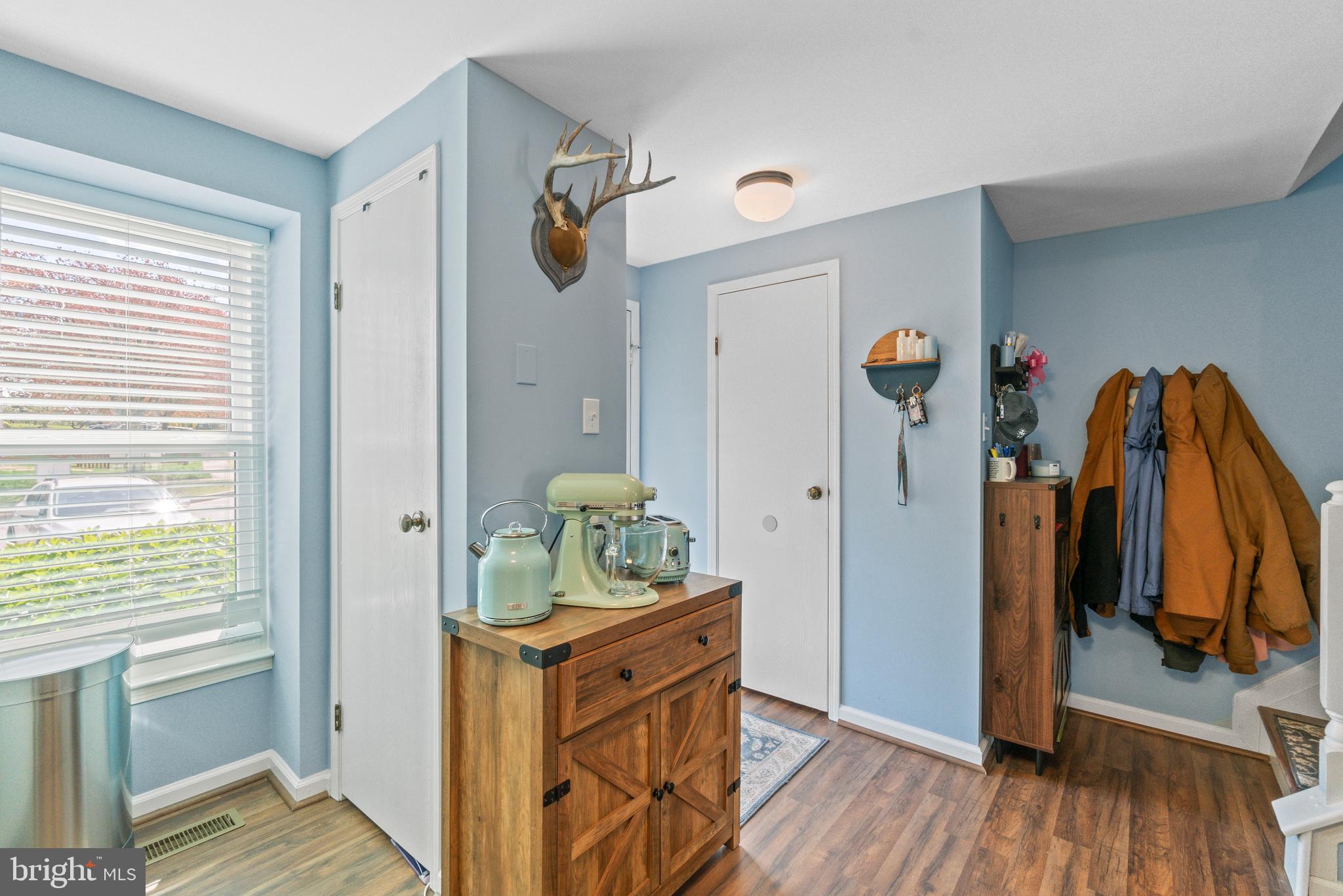 16 Trailwood Road Nottingham, MD 21236 - Photo 3 of 27 Gallery Image 3