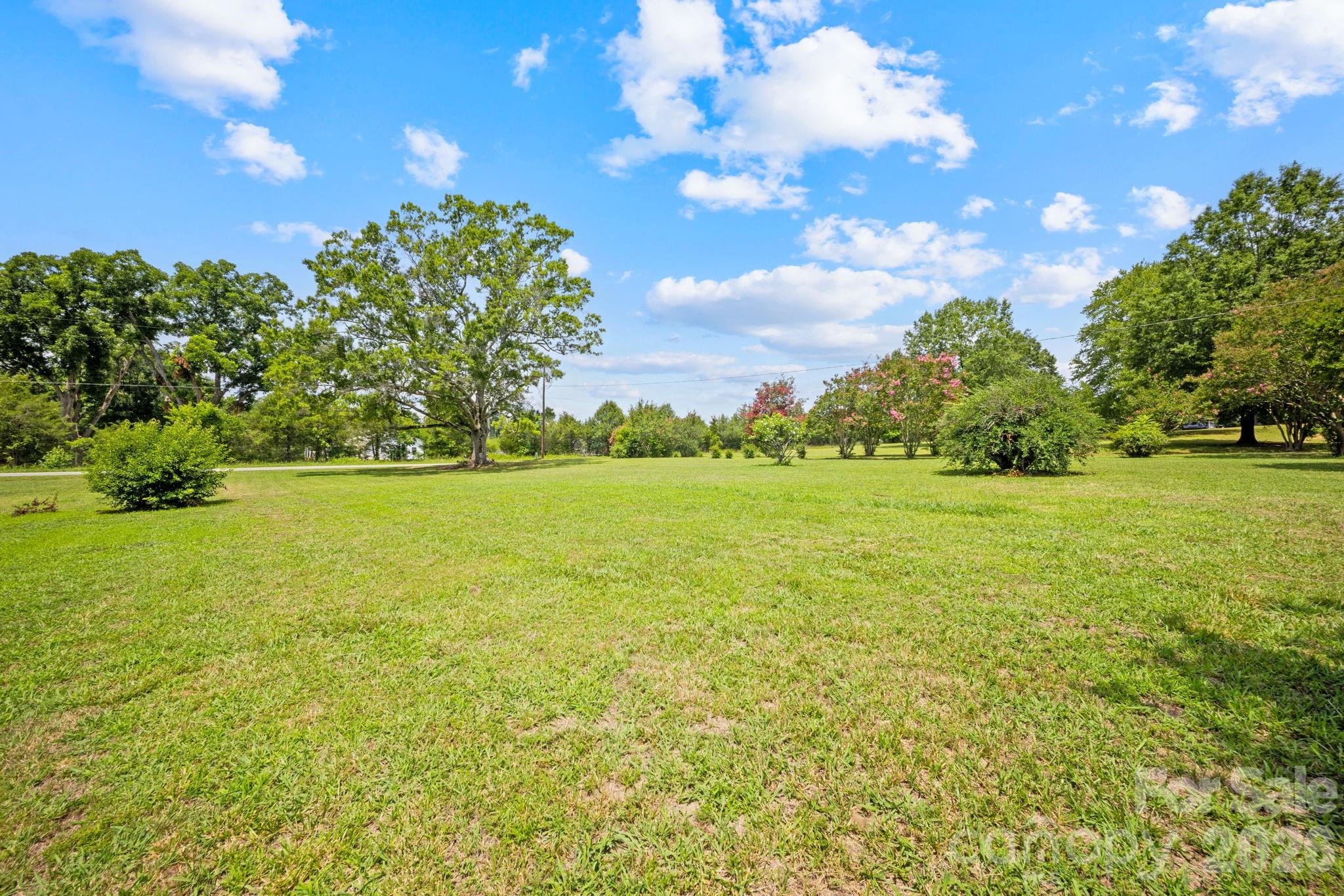 3512 Mt Pleasant Road North Concord, NC 28025 - Photo 4 of 5