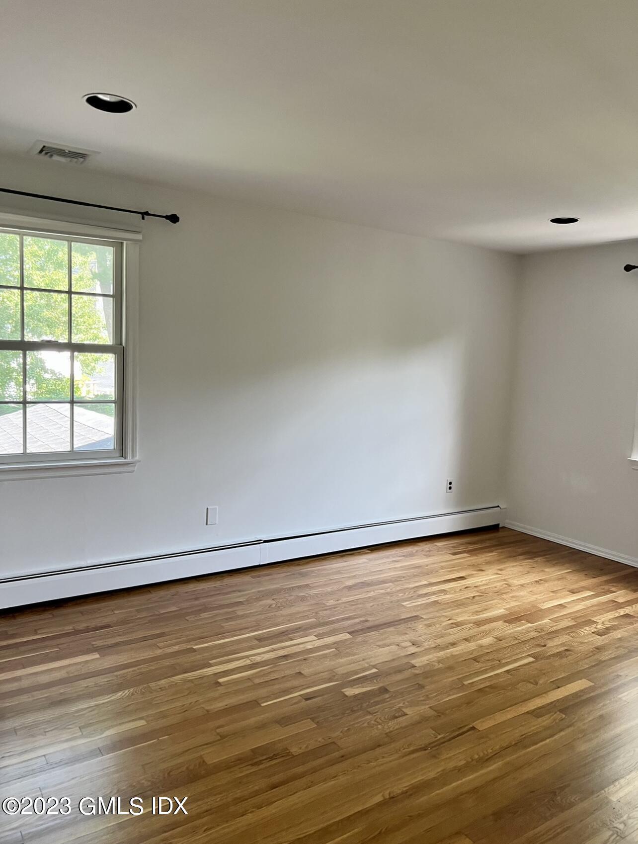 5 Tory Road Riverside, CT 06878 - Photo 21 of 26 a view of an ocean & mountain view