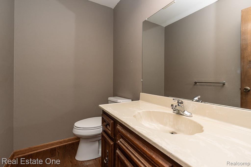 1020 Hidden Lane Rochester, MI 48309 - Photo 5 of 50