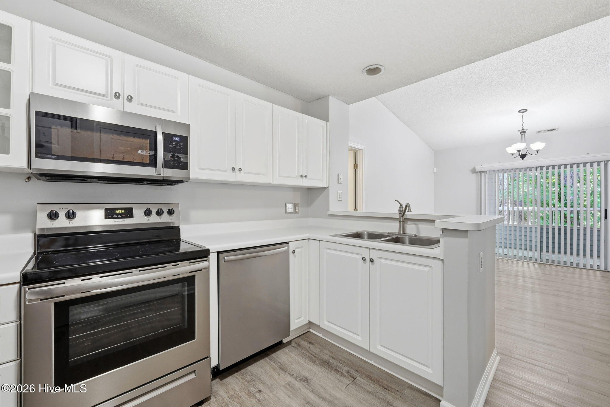 2591 Thackery Road, Unit F Greenville, NC 27858 - Photo 21 of 47