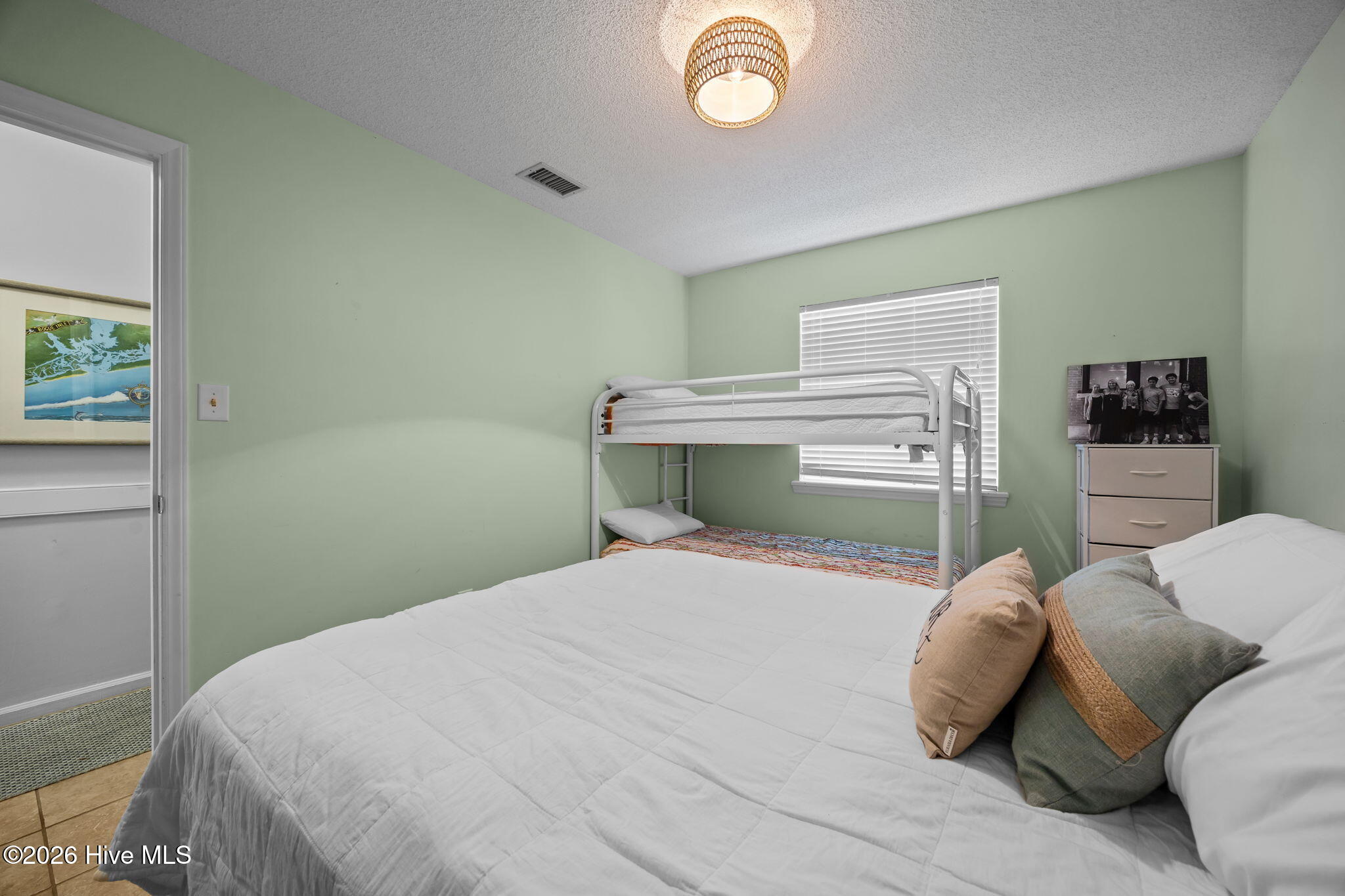 9201 Coast Guard Road, Unit 107 Emerald Isle, NC 28594 - Photo 20 of 49 29-web-or-mls-IMG_7943