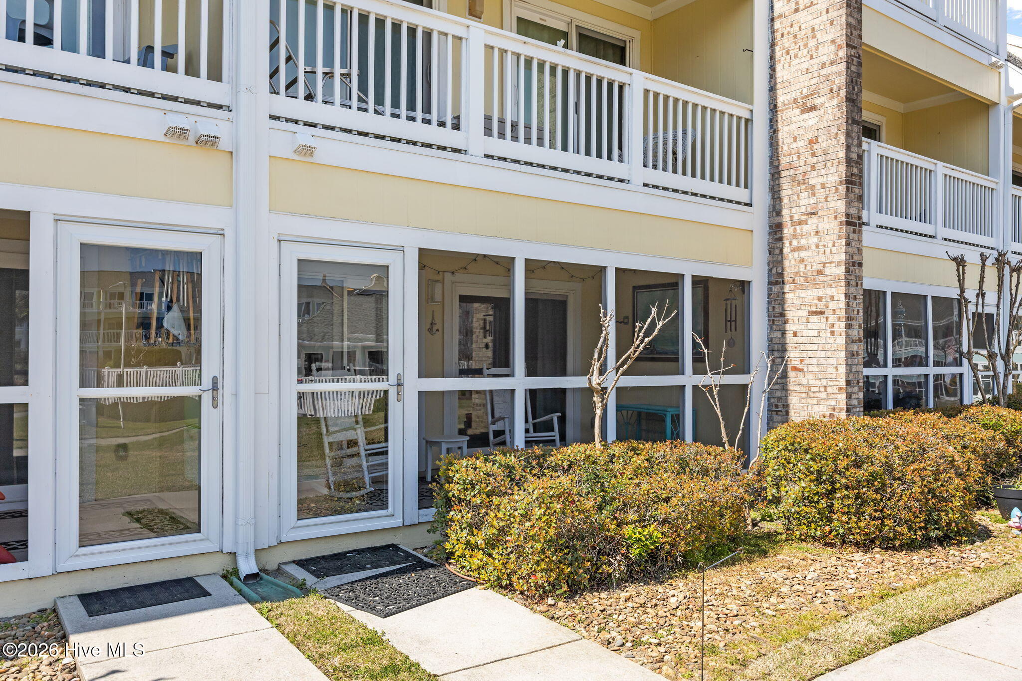 9201 Coast Guard Road, Unit 107 Emerald Isle, NC 28594 - Photo 9 of 49 45-web-or-mls-IMG_7989