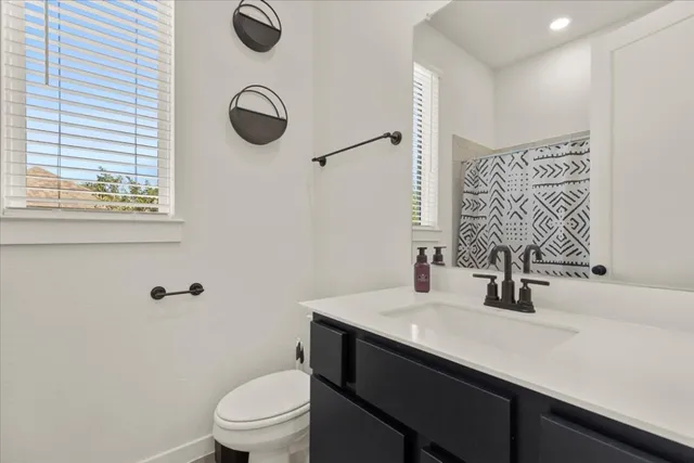 $565,000 | 1020 Highcrest, Georgetown, TX 78628