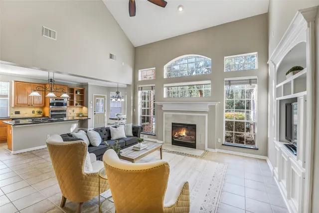 $750,000 | 62 North Goldenvine Circle, Spring, TX 77382