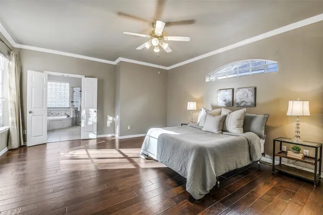 $750,000 | 62 North Goldenvine Circle, Spring, TX 77382