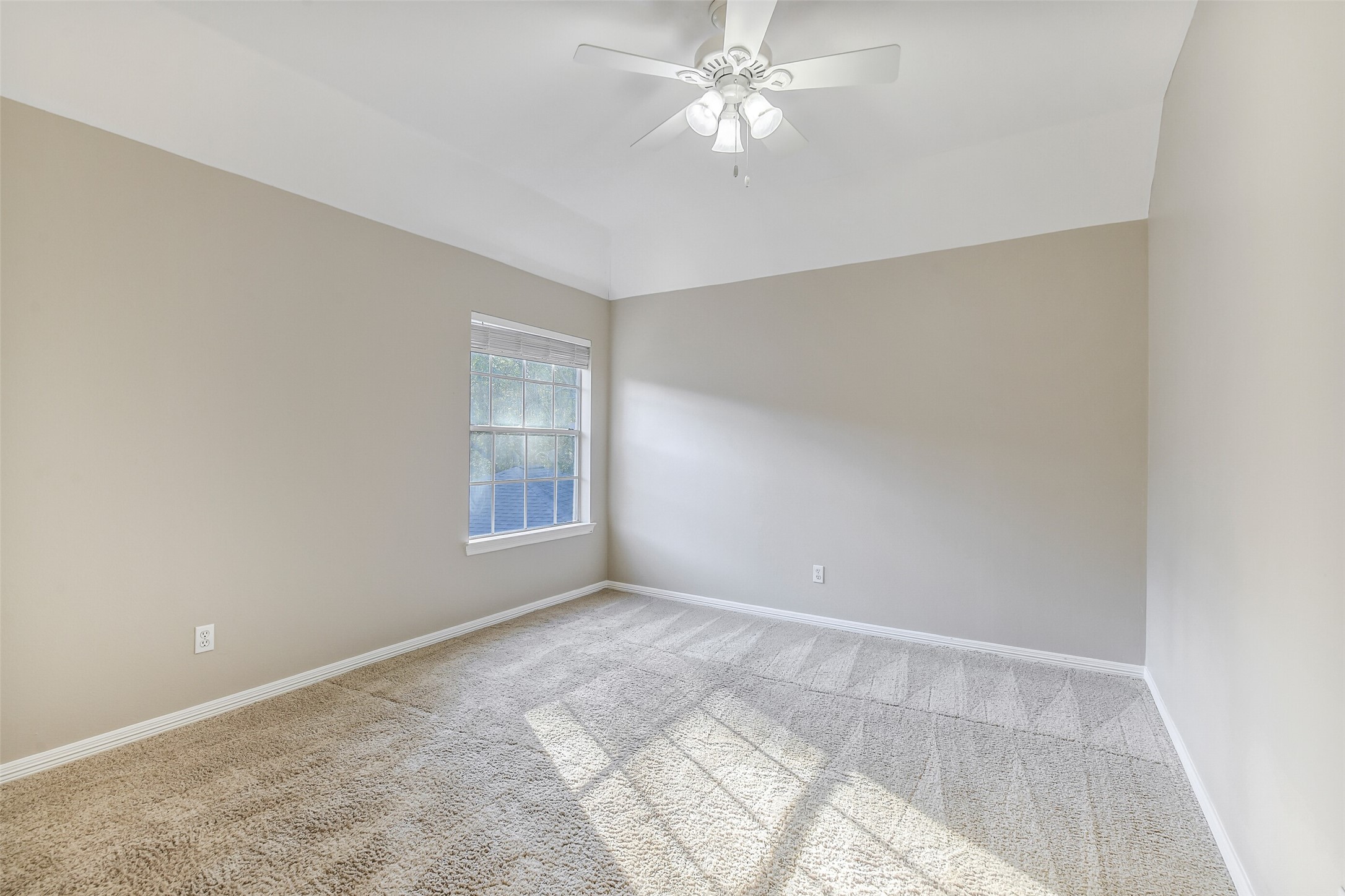 62 North Goldenvine Circle Spring, TX 77382 - Photo 28 of 38