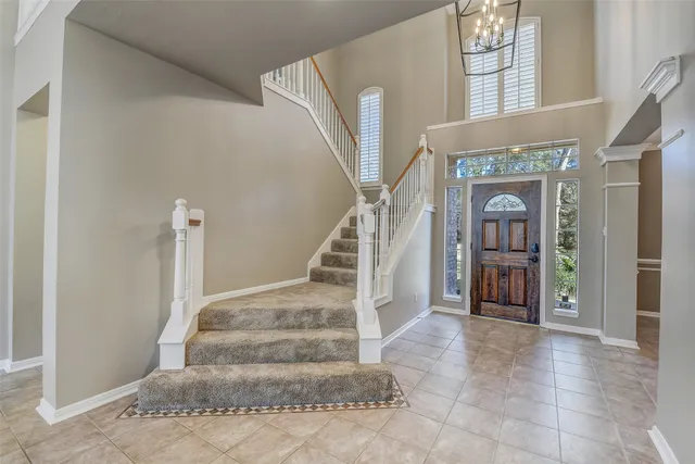 $750,000 | 62 North Goldenvine Circle, Spring, TX 77382