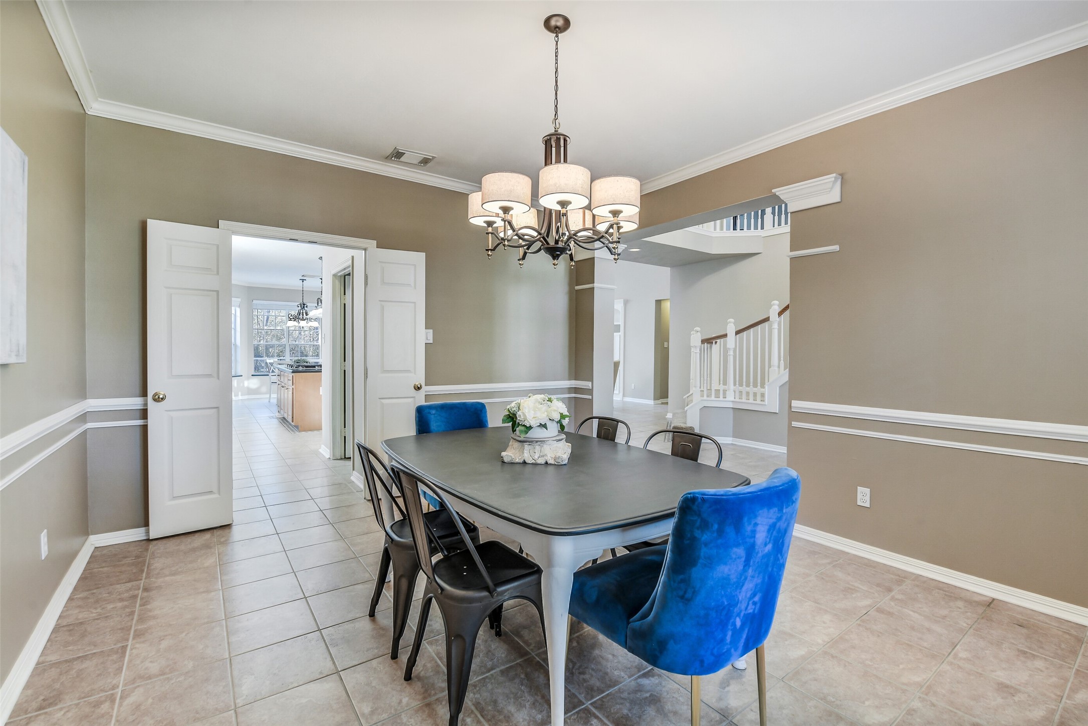 62 North Goldenvine Circle Spring, TX 77382 - Photo 8 of 38