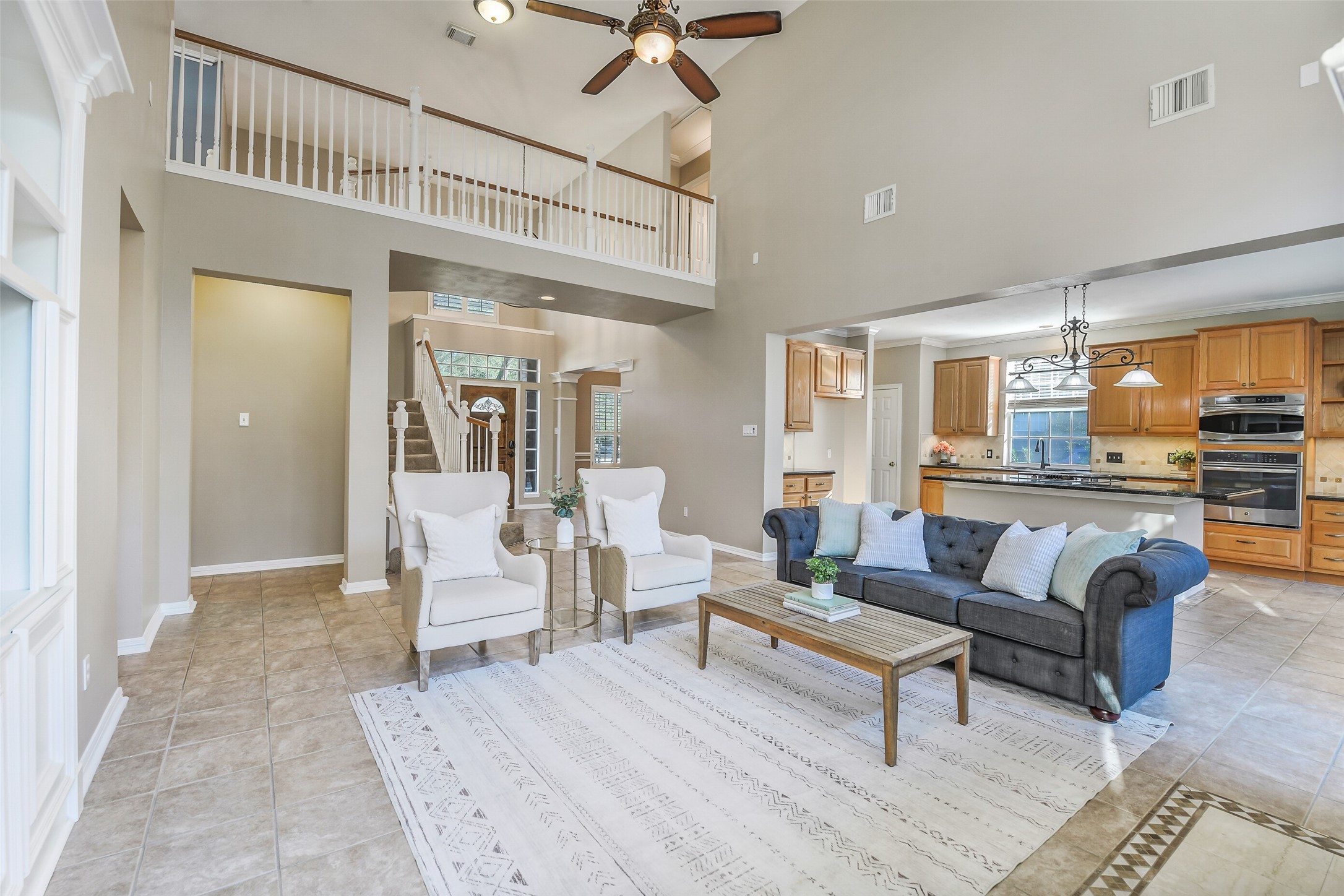 62 North Goldenvine Circle Spring, TX 77382 - Photo 9 of 38