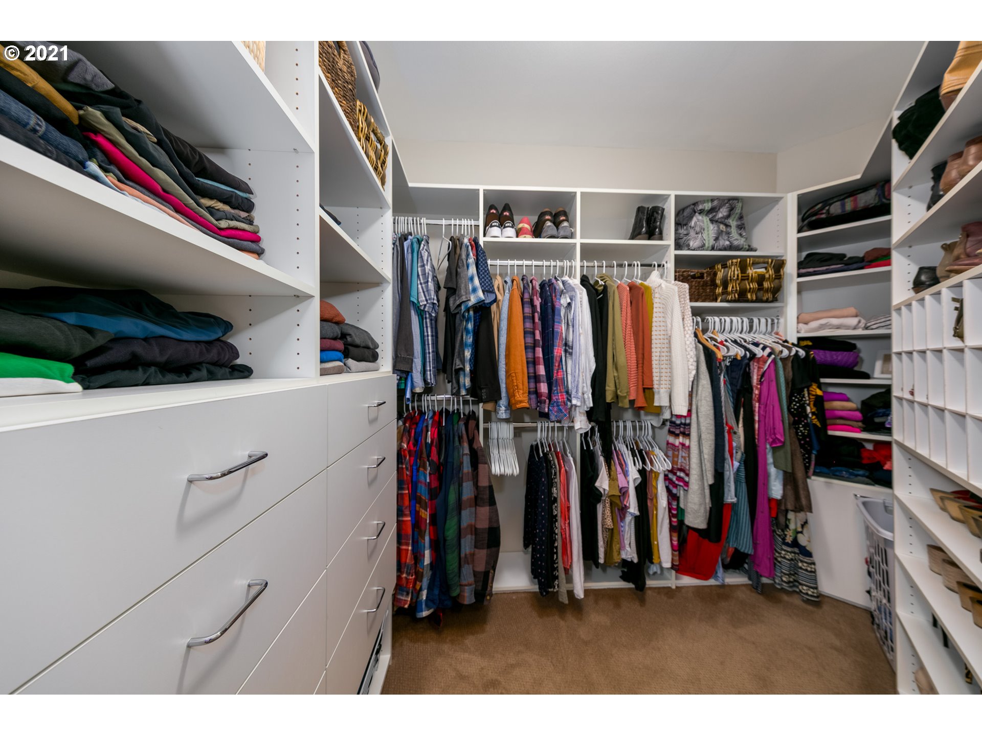 1157 Methodist Road Hood River, OR 97031 - Photo 12 of 32 Gallery Image 12