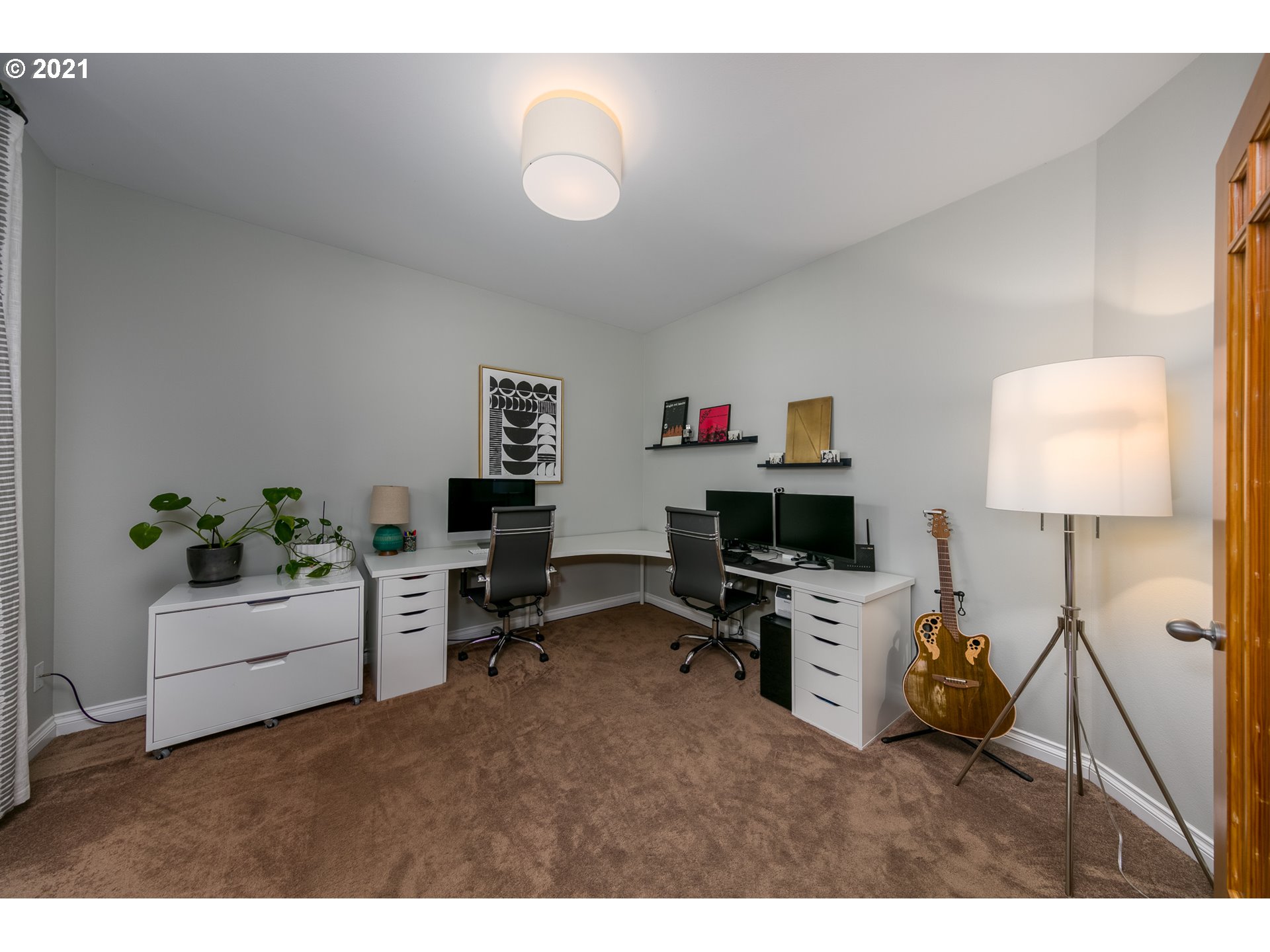 1157 Methodist Road Hood River, OR 97031 - Photo 16 of 32 Gallery Image 16