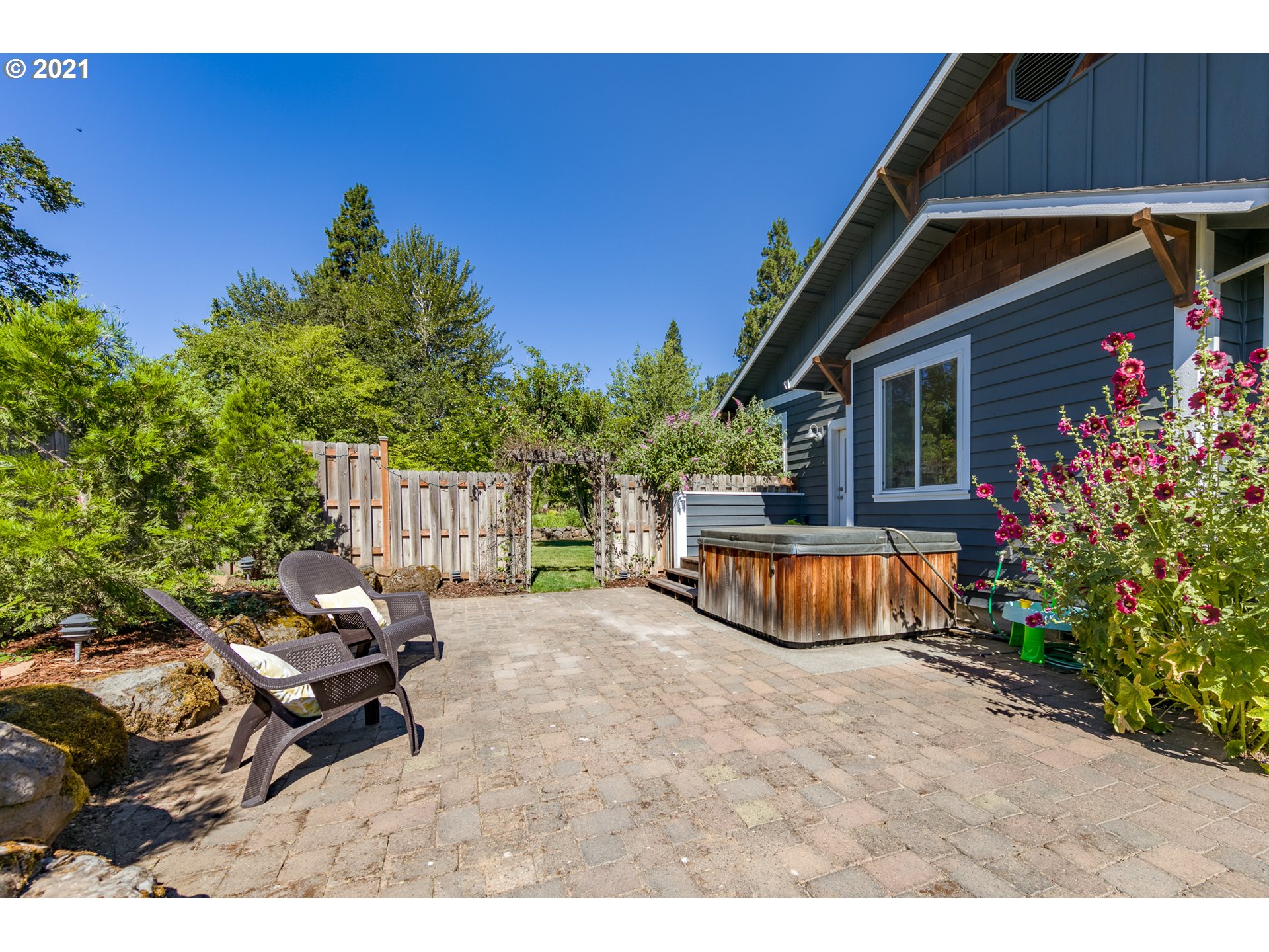 1157 Methodist Road Hood River, OR 97031 - Photo 21 of 32 Gallery Image 21