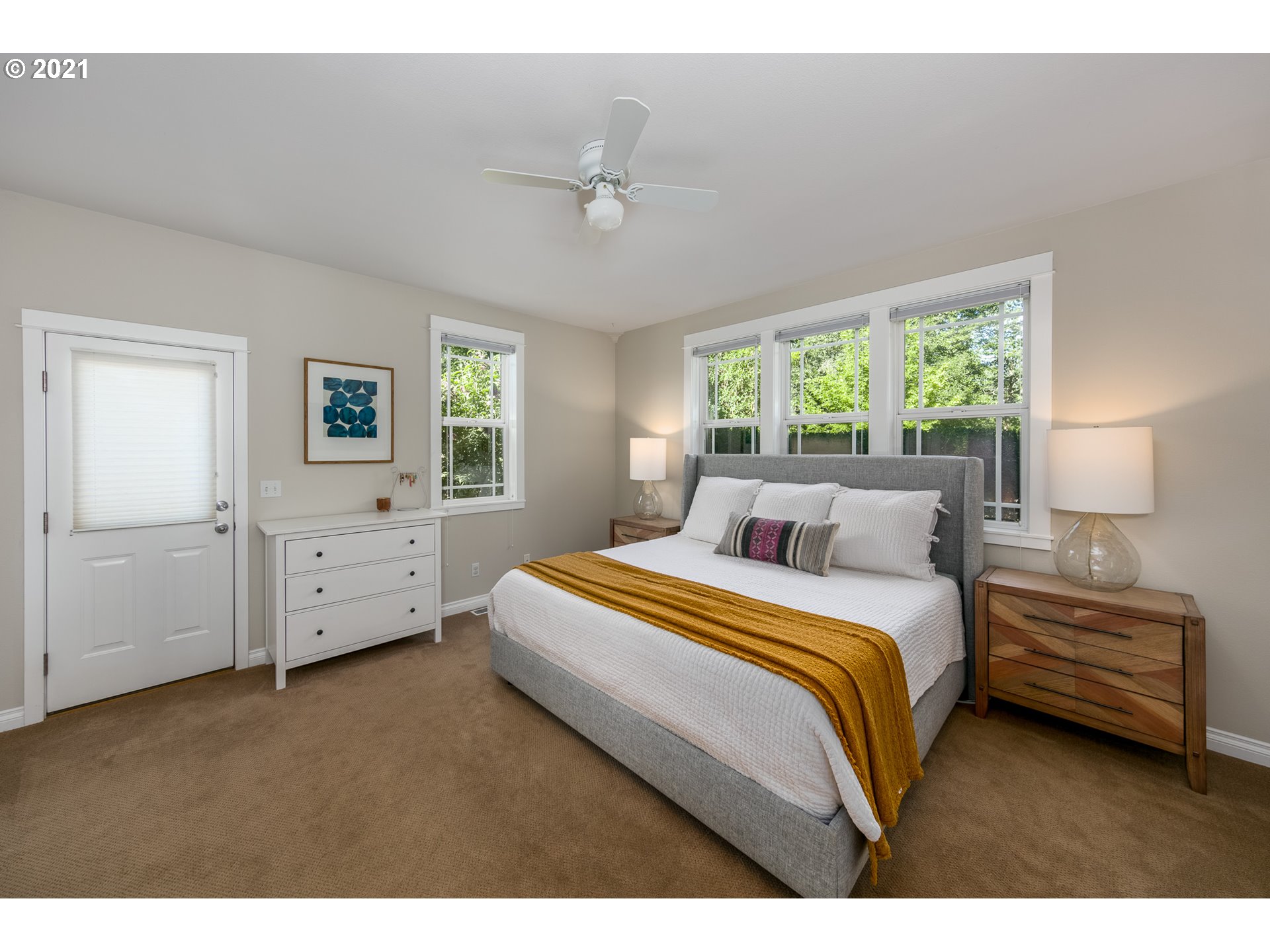 1157 Methodist Road Hood River, OR 97031 - Photo 9 of 32 Gallery Image 9