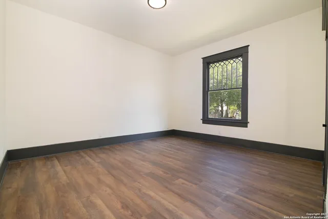 $3,500 | 207 Loretta Place, San Antonio, TX 78210