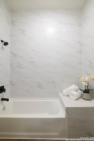 $3,500 | 207 Loretta Place, San Antonio, TX 78210