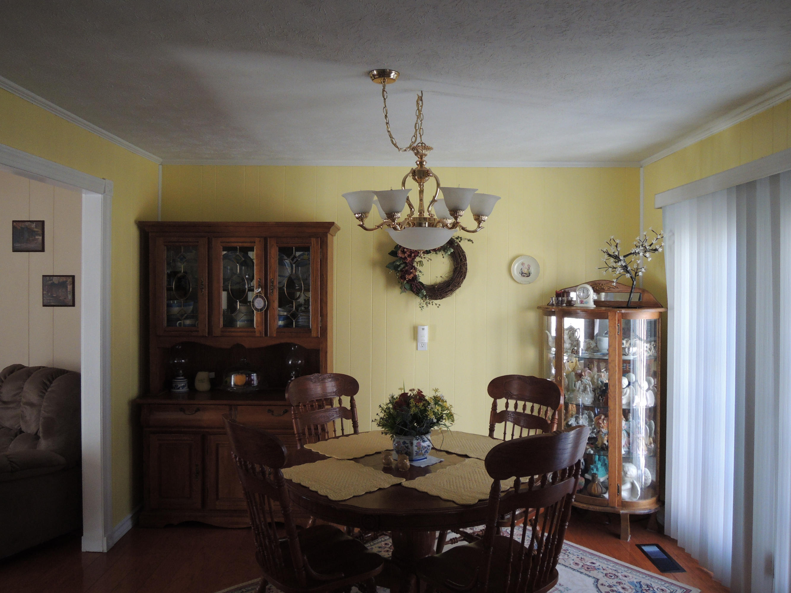 530 Mt Helen Road Allardt, TN 38504 - Photo 6 of 13 Voiles 012