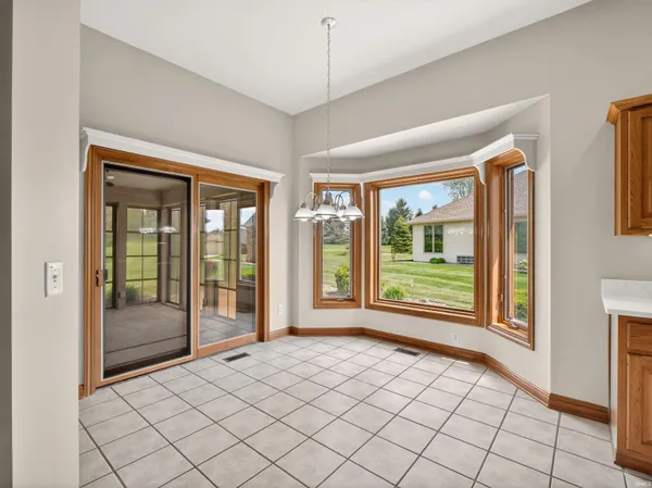 $362,900 | 1908 Bent Tree Court, Auburn, IN 46706