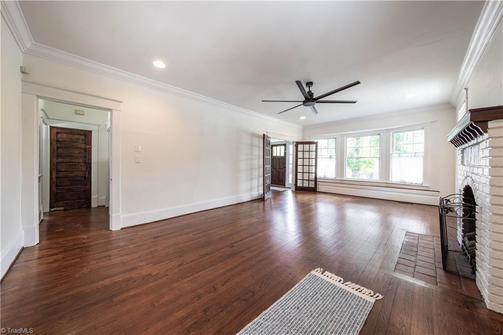 226 West Main Street Elkin, NC 28621 - Photo 6 of 24