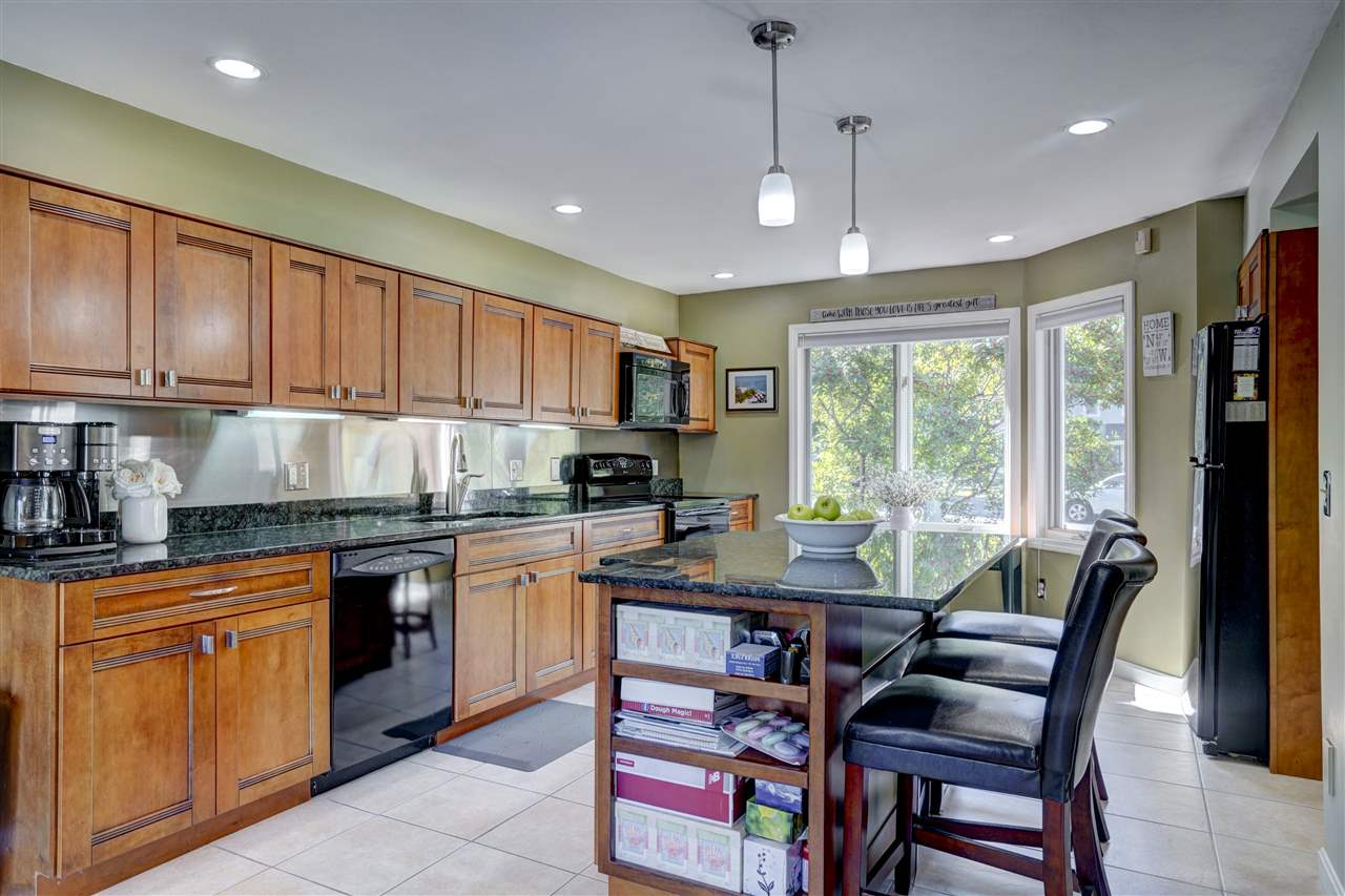 7 Bristol Hill Road, Unit 7 Windham, NH 03087 - Photo 8 of 37