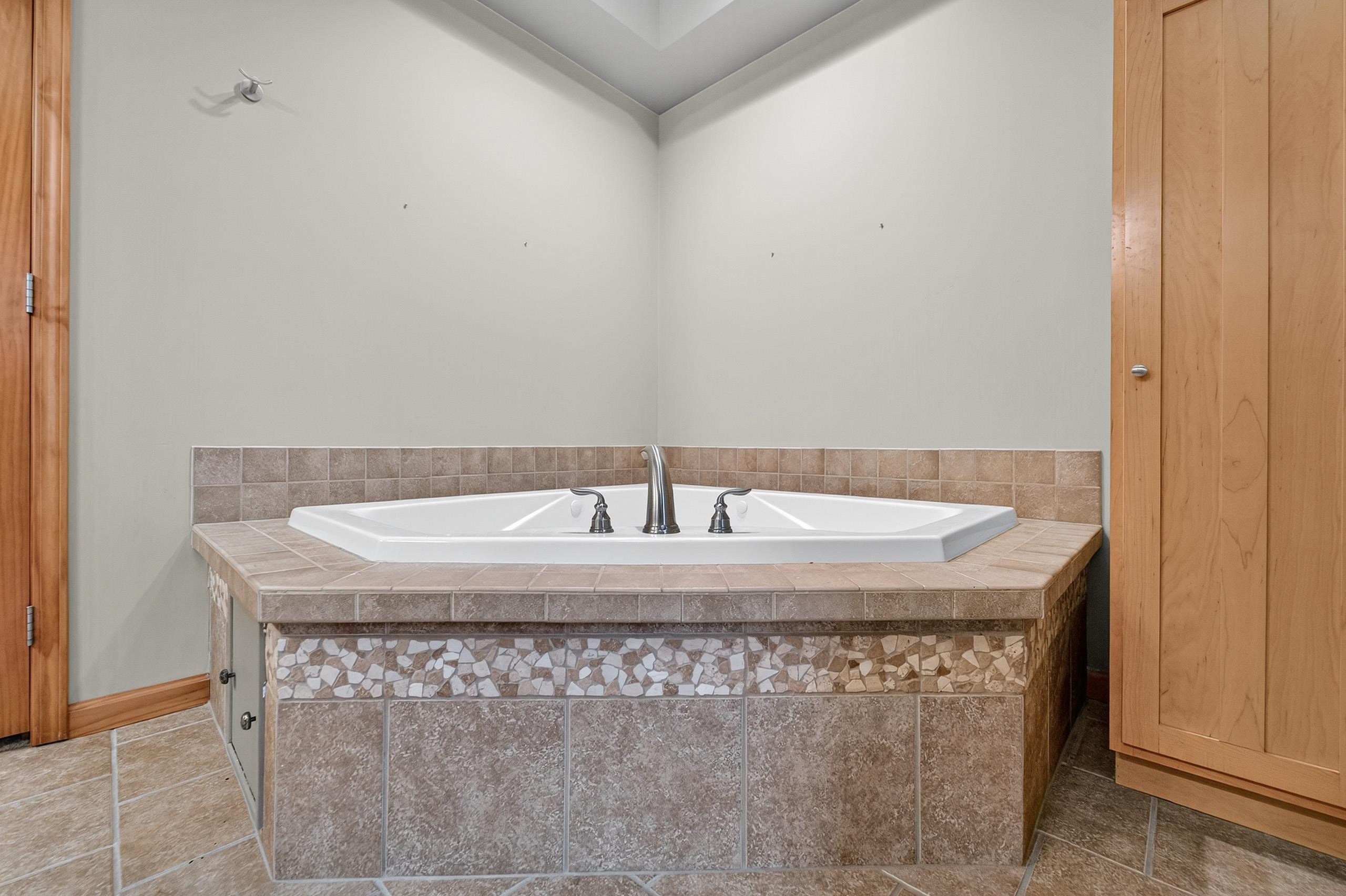 W2691 Zurfluh Road Albany, WI 53502 - Photo 31 of 70