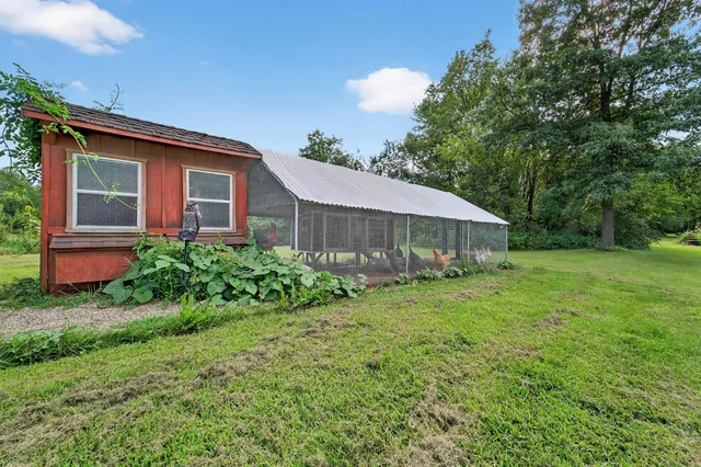 $690,000 | W2691 Zurfluh Road, Albany, WI 53502