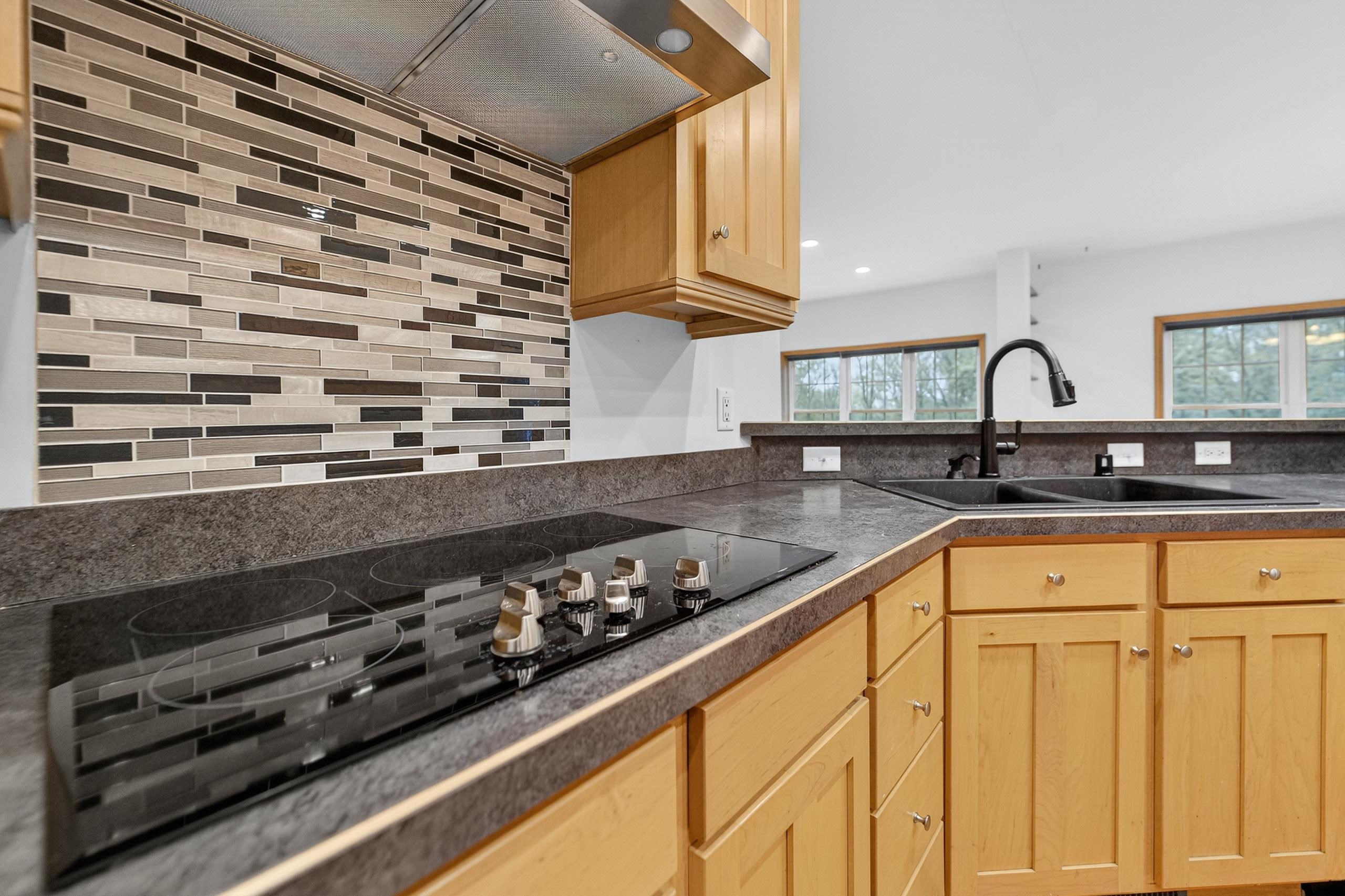 W2691 Zurfluh Road Albany, WI 53502 - Photo 6 of 70