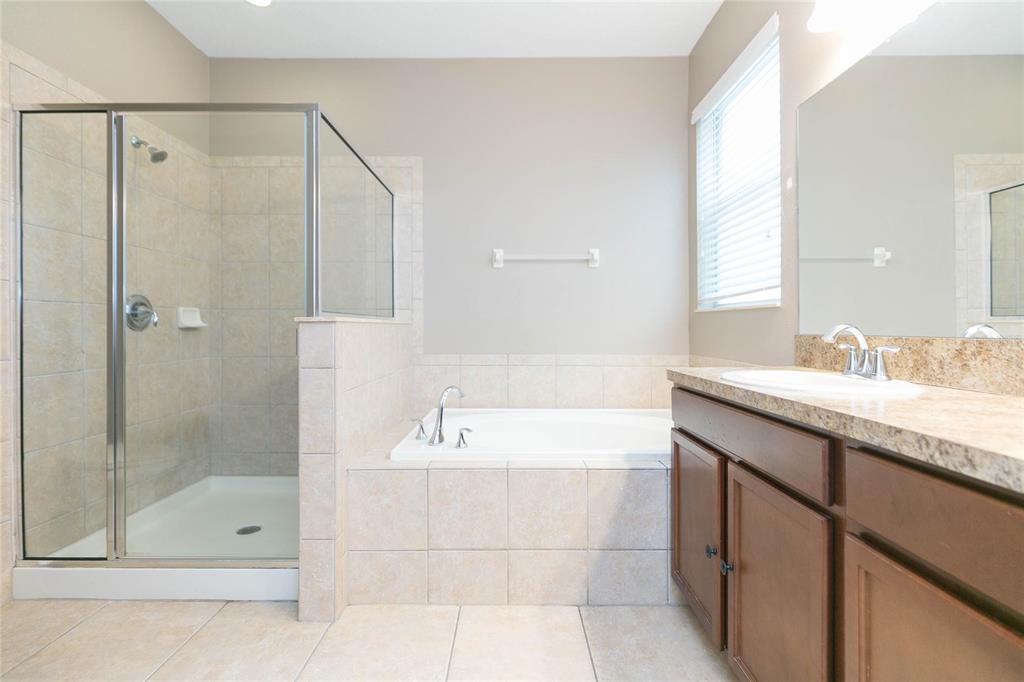 515 Vista Ridge Drive Ruskin, FL 33570 - Photo 26 of 57