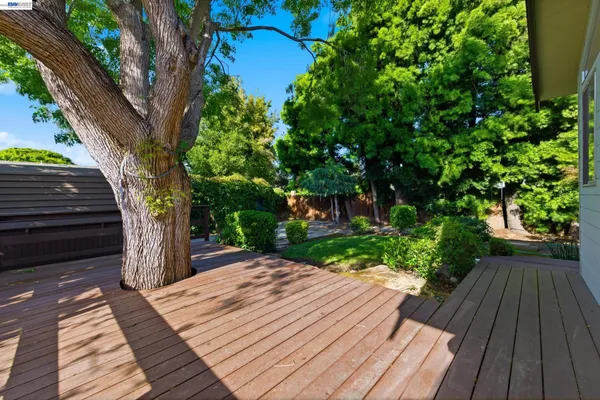 $949,000 | 3586 Somerset Avenue, Castro Valley, CA 94546