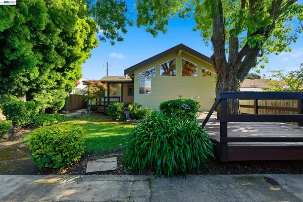 $949,000 | 3586 Somerset Avenue, Castro Valley, CA 94546