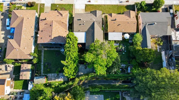 $949,000 | 3586 Somerset Avenue, Castro Valley, CA 94546